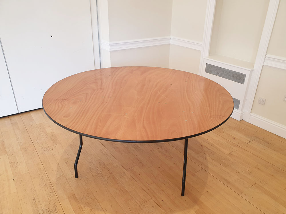 plain round table